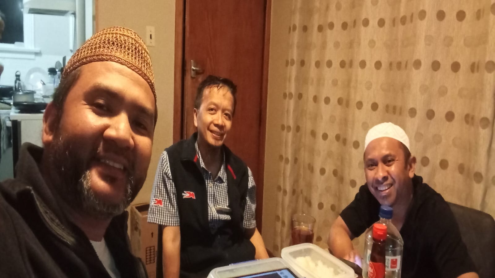 Live Kajian akses dari beberapa kota sampai luar Negeri